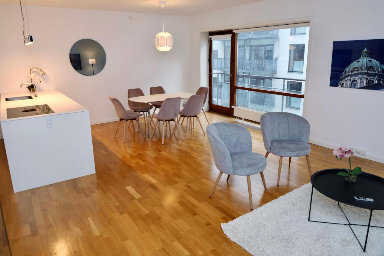 Scandi-Hygge 2 Bedroom Apartment In Charming Christianshavn København Eksteriør billede
