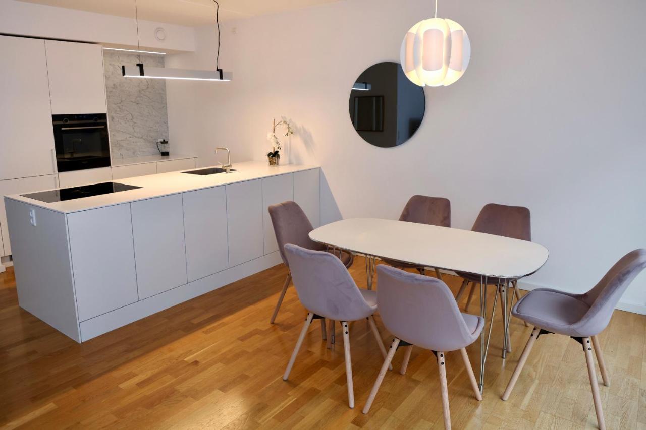 Scandi-Hygge 2 Bedroom Apartment In Charming Christianshavn København Eksteriør billede