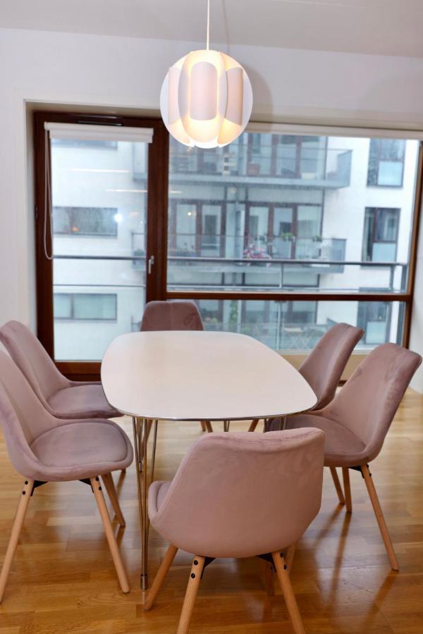 Scandi-Hygge 2 Bedroom Apartment In Charming Christianshavn København Eksteriør billede
